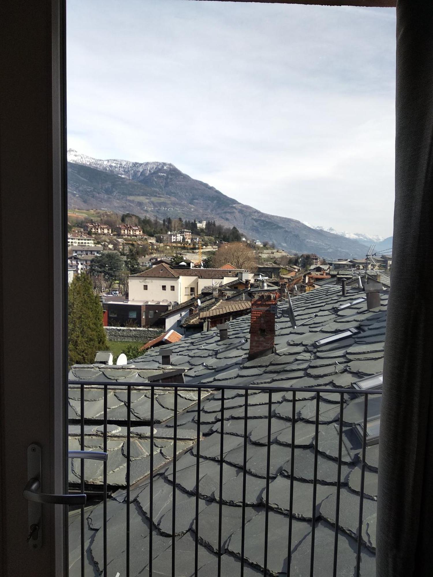 Maison Soleil - In Mansarda - Affitti Brevi Italia Аоста Екстер'єр фото